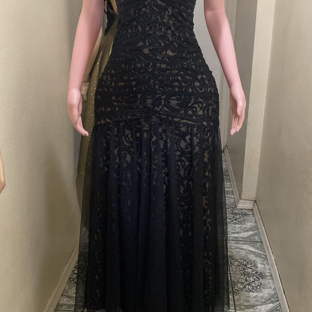 Tadashi Shoji Black Lace Maxi Dress